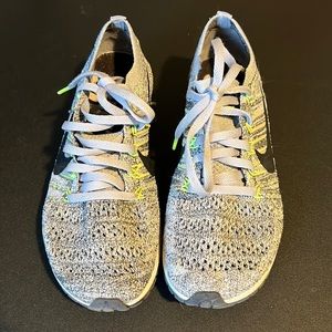 Nike size 4.5 boys youth sneakers